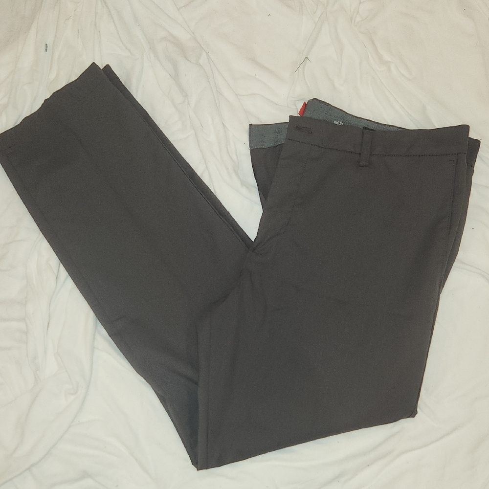 Men's Dockers Dress Pants.  Size 38.  Gently Used.